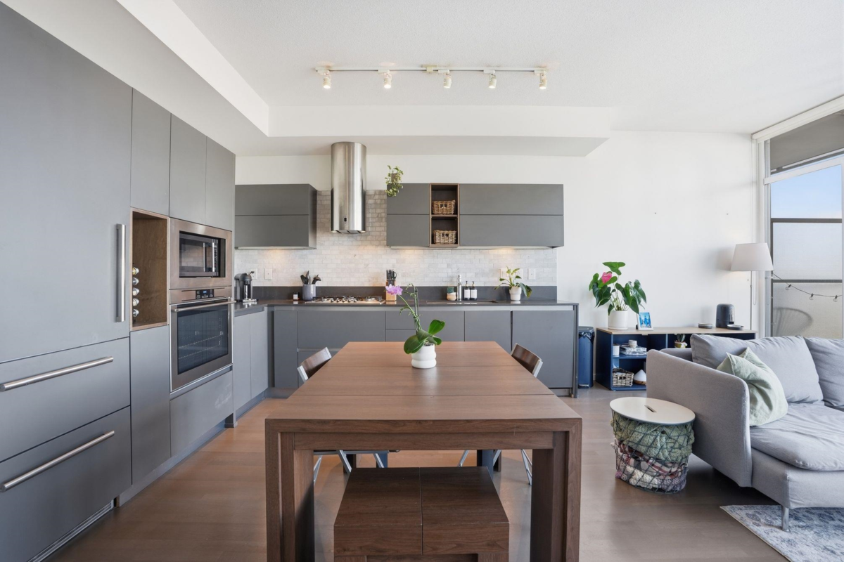 Kitchen Photo of 309 133 E 8th Avenue, Vancouver, BC