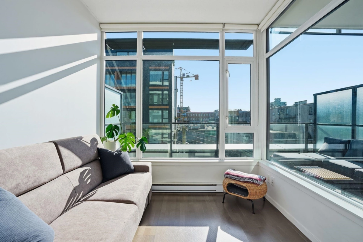 Outdoor Deck Photo of 309 133 E 8th Avenue, Vancouver, BC