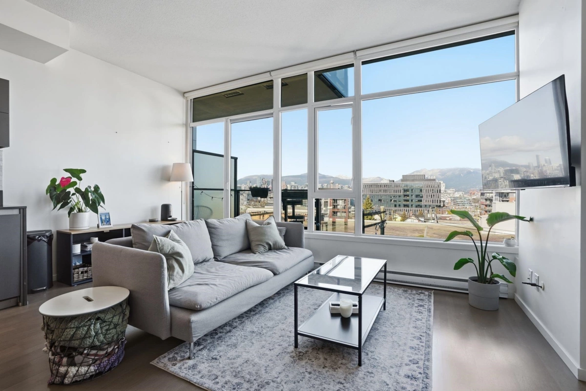 Walk-In Closet Photo of 309 133 E 8th Avenue, Vancouver, BC