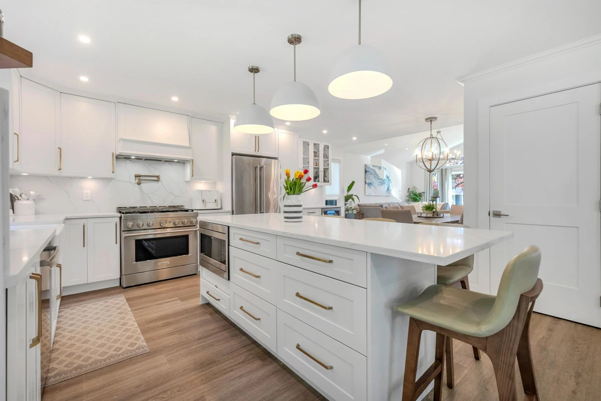 Pantry Photo of 15967 19a Avenue, Surrey, BC