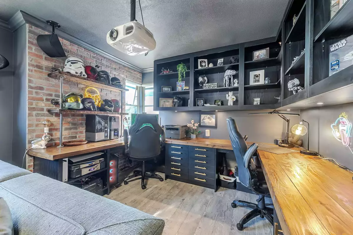 Powder Room Photo of 15967 19a Avenue, Surrey, BC