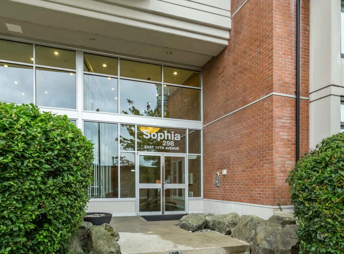 Backyard Photo of 203 298 E 11th Avenue, Vancouver, BC