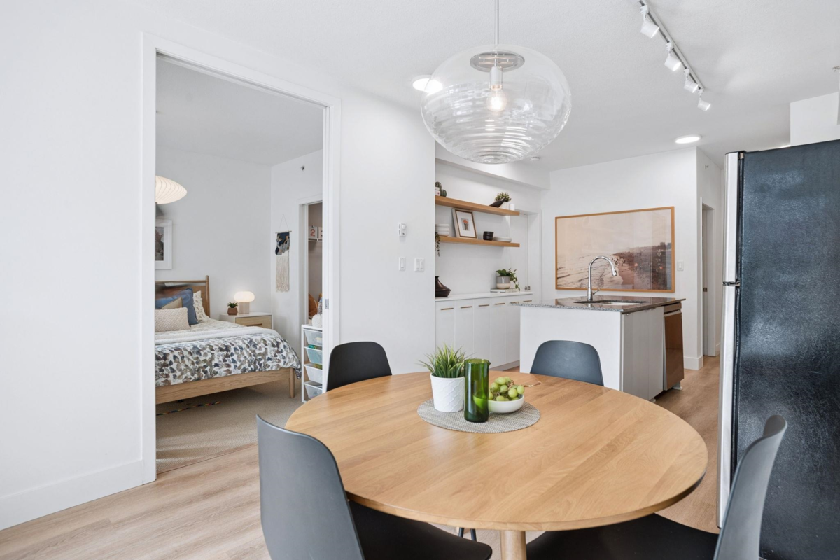 Breakfast Nook Photo of 203 298 E 11th Avenue, Vancouver, BC