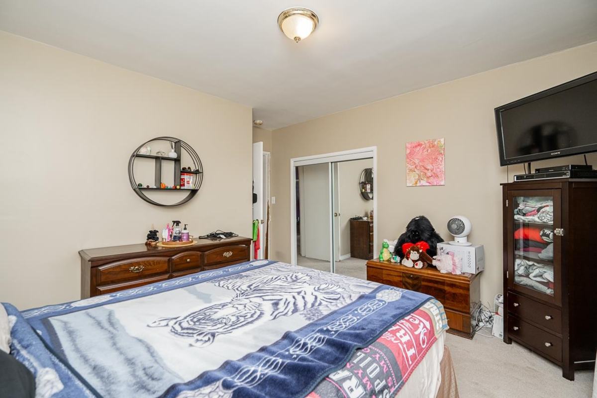 Breakfast Nook Photo of 11031 131a Street, Surrey, BC