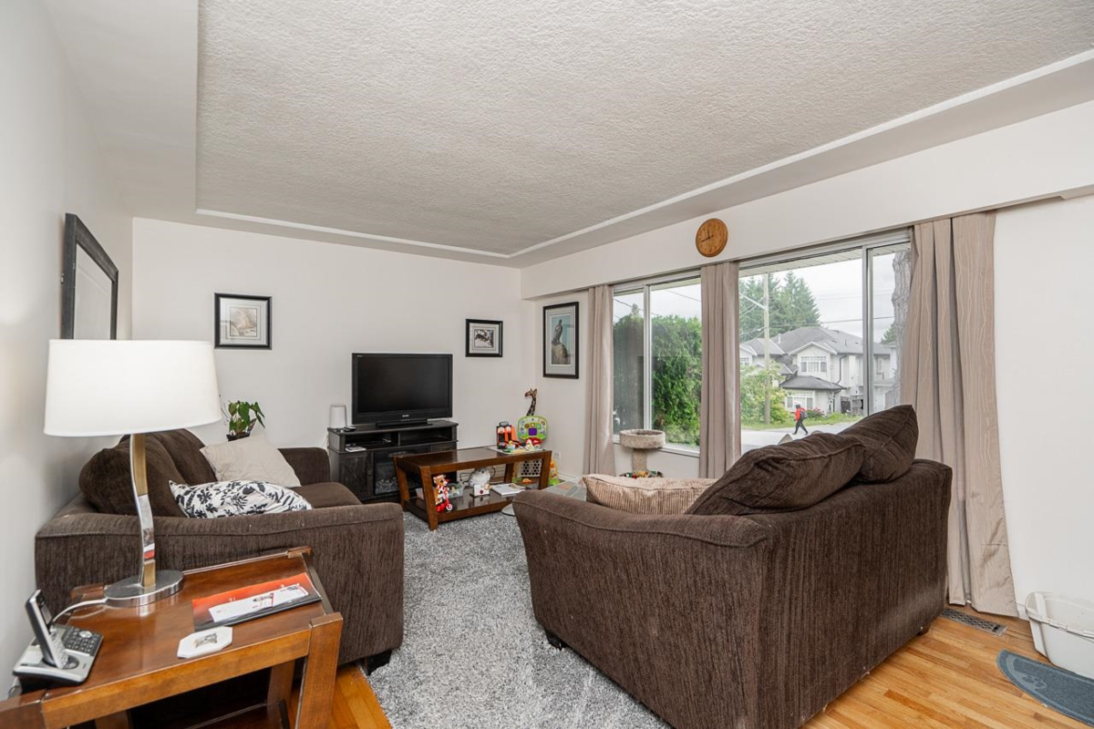 Fitness Center Photo Near 11031 131a Street, Surrey, BC