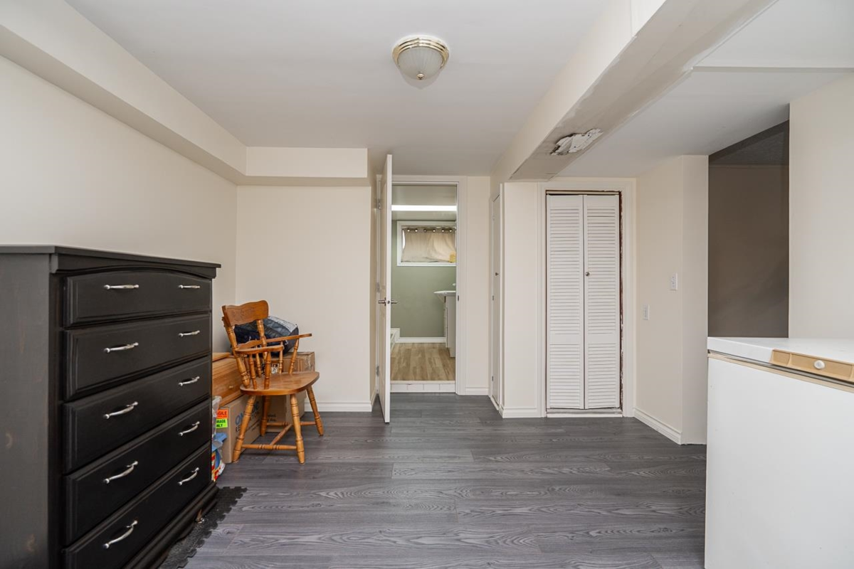 Laundry Room Photo of 11031 131a Street, Surrey, BC