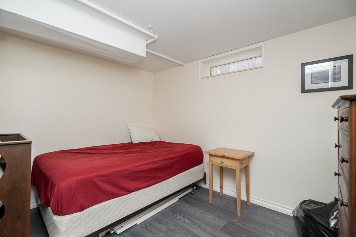 Mudroom Photo of 11031 131a Street, Surrey, BC