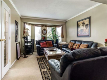 Guest Bathroom Photo of 32350 W Golden Avenue, Abbotsford, BC