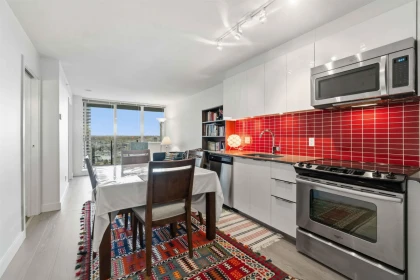 2303 1325 Rolston Street, Vancouver, BC, Vancouver — Apartment/Condo for sale