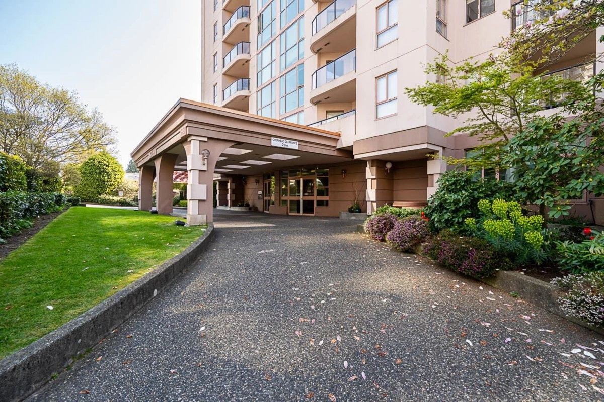 Exterior Rear Photo of 1904 612 Fifth Avenue, New Westminster, BC