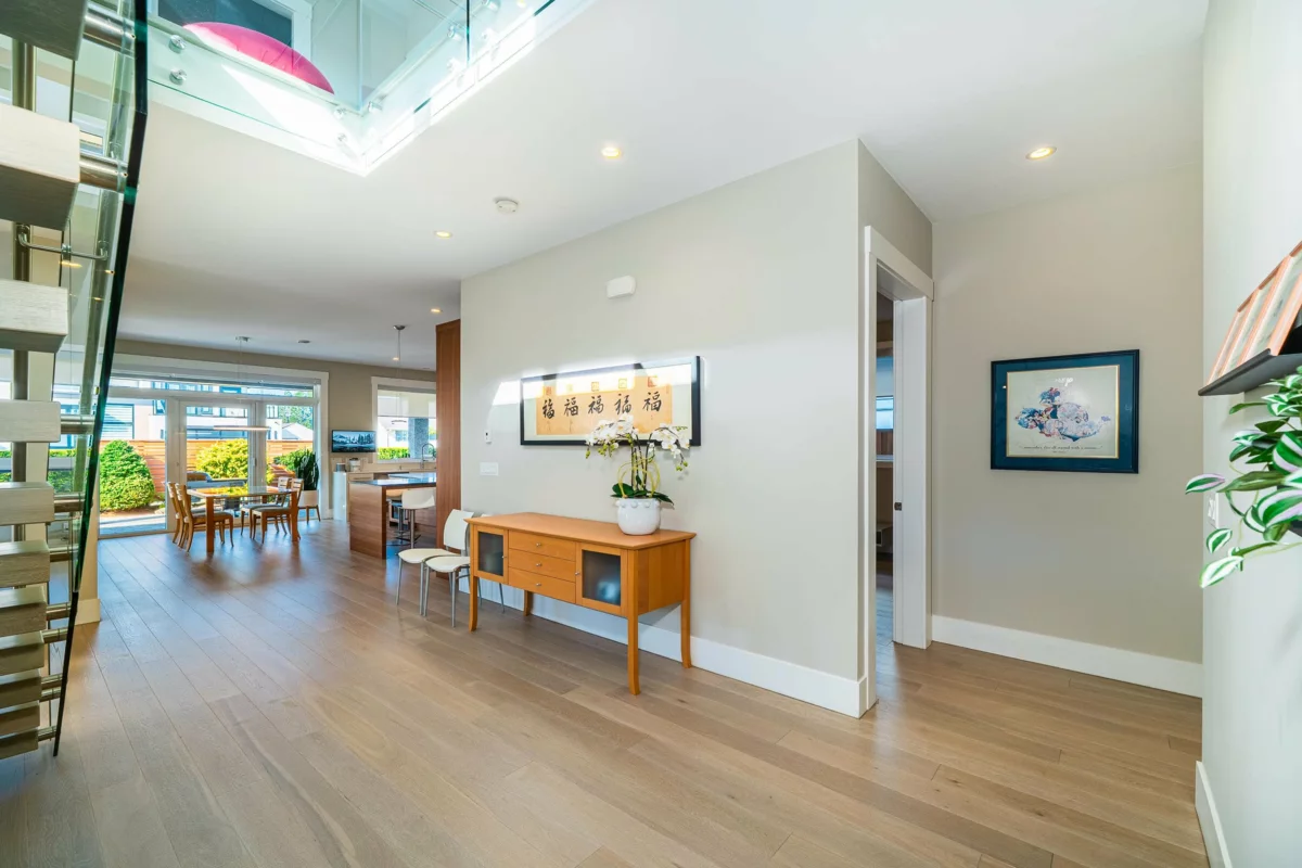 Entry Foyer Photo of 10960 Rosecroft Crescent, Richmond, BC