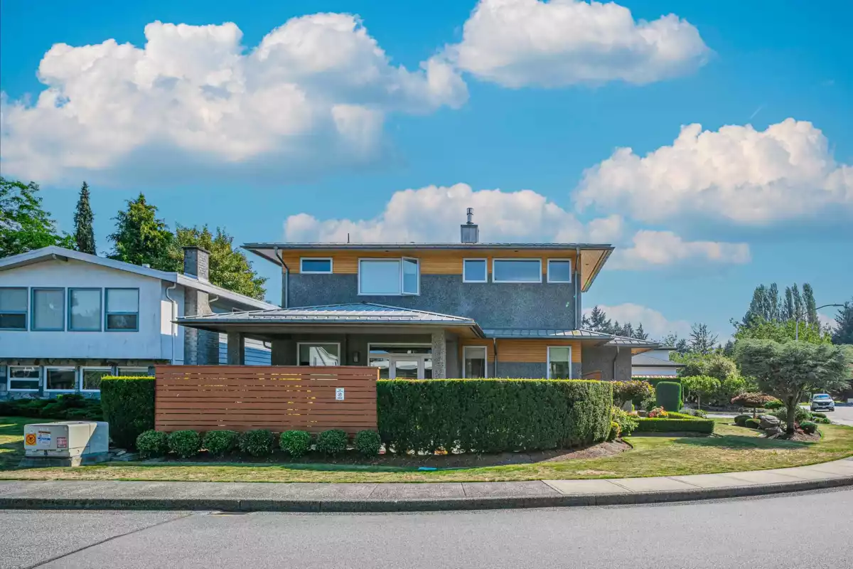Laundry Room Photo of 10960 Rosecroft Crescent, Richmond, BC