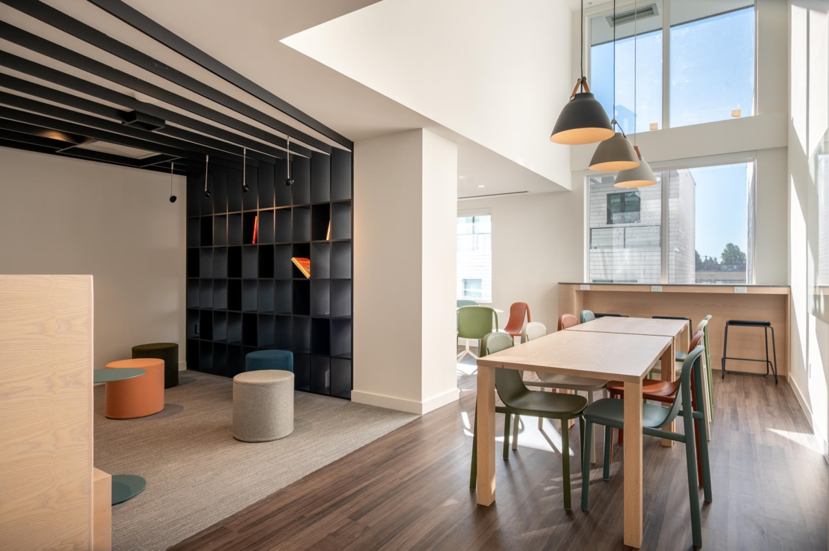 Basement Recreation Room Photo of 1906 6468 Willingdon Avenue, Burnaby, BC