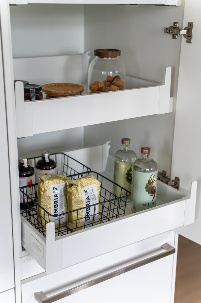 Pantry Photo of 1906 6468 Willingdon Avenue, Burnaby, BC