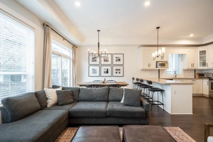 Primary Bedroom Photo of 19162 73 Avenue, Surrey, BC