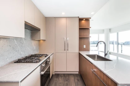 Kitchen Photo of 1408 7977 Lansdowne Road, Richmond, BC