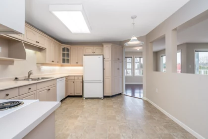 301 17740 58a Avenue, Surrey, BC, Surrey — Apartment/Condo for sale