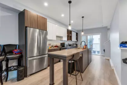 Breakfast Nook Photo of 10 2505 Ware Street, Abbotsford, BC