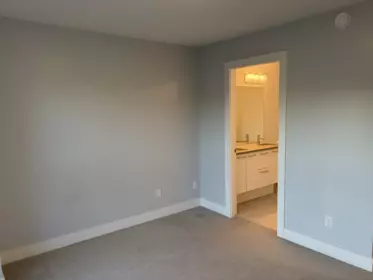 Entry Foyer Photo of 10 2505 Ware Street, Abbotsford, BC
