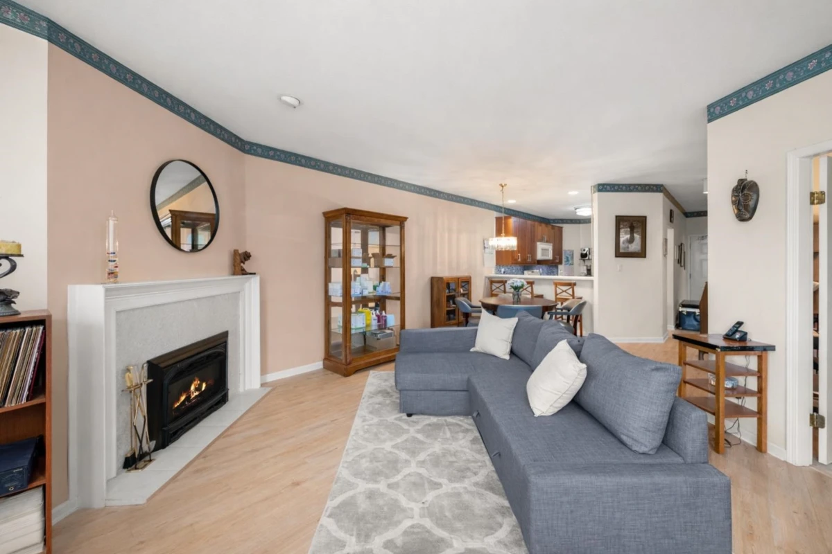 Family Room Photo of 108 4753 West River Road, Delta, BC
