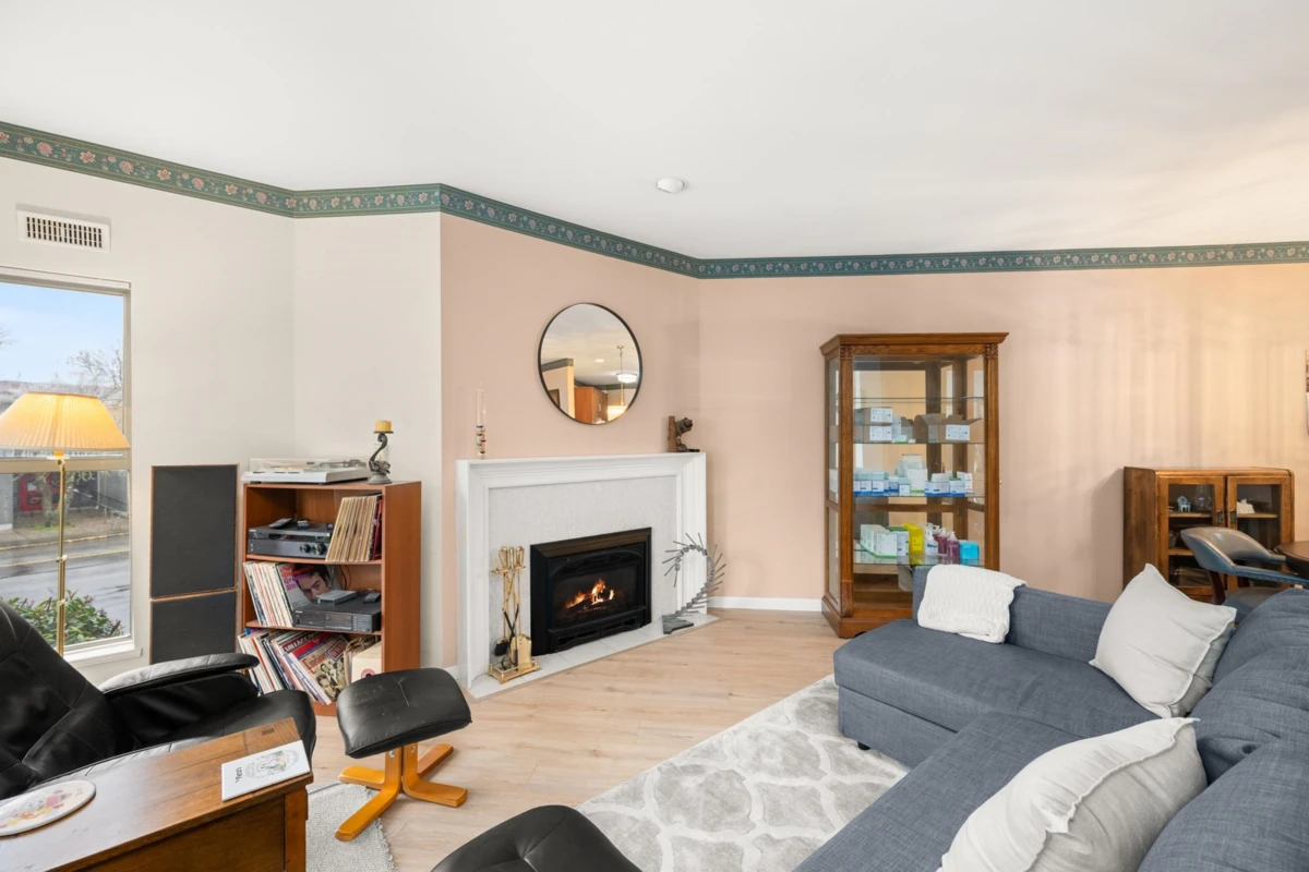 Living Room Photo of 108 4753 West River Road, Delta, BC