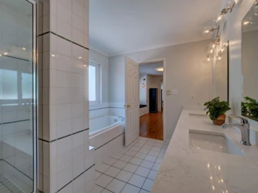 Hallway Photo of 803 Oceanmount Boulevard, Gibsons, BC