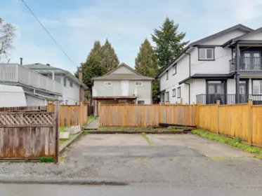 Outdoor Kitchen Photo of 4168 Parker Street, Burnaby, BC