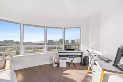 1203 5788 Gilbert Road, Richmond, BC, Richmond — Apartment/Condo for sale