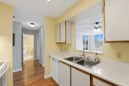 Powder Room Photo of 202 11980 222 Street, Maple Ridge, BC