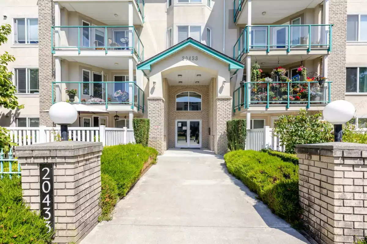 Exterior Rear Photo of 202 20433 53 Avenue, Langley, BC