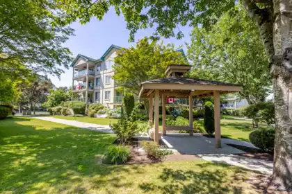 Community Amenities Photo (Clubhouse) of 202 20433 53 Avenue, Langley, BC
