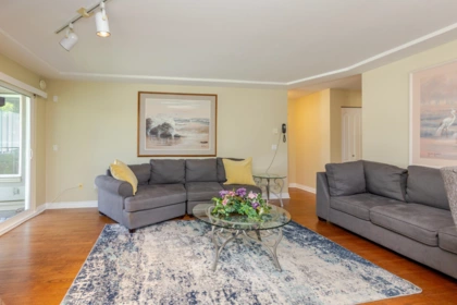 Kitchen Photo of 202 20433 53 Avenue, Langley, BC