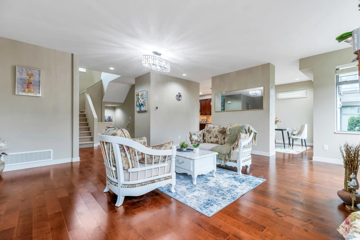 Dining Area Photo of 40 2603 162 Street, Surrey, BC