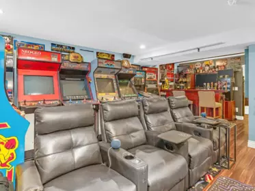 Outdoor Deck Photo of 6573 193 Street, Surrey, BC