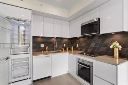 306 3264 Vanness Avenue, Vancouver, BC, Vancouver — Apartment/Condo for sale