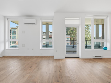 Loft / Bonus Room Photo of 405 2137 Chesterfield Avenue, North Vancouver, BC
