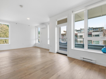 Office / Den Photo of 405 2137 Chesterfield Avenue, North Vancouver, BC