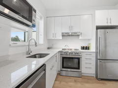 405 2137 Chesterfield Avenue, North Vancouver, BC