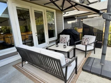 Kitchen Island Photo of 2688 164 Street, Surrey, BC