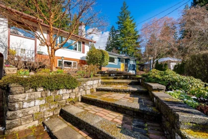 4651 Valley Road, North Vancouver, BC, North Vancouver — Single Family Residence for sale