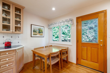 Laundry Room Photo of 4651 Valley Road, North Vancouver, BC