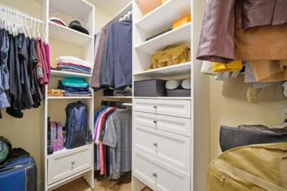 Mudroom Photo of 2160 W 8th Avenue, Vancouver, BC