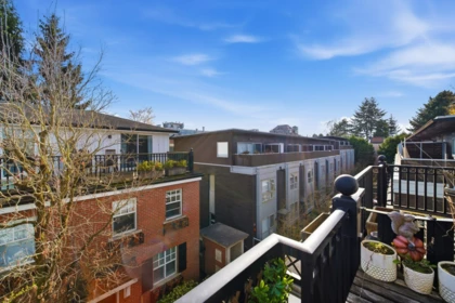 Outdoor Kitchen Photo of 2160 W 8th Avenue, Vancouver, BC