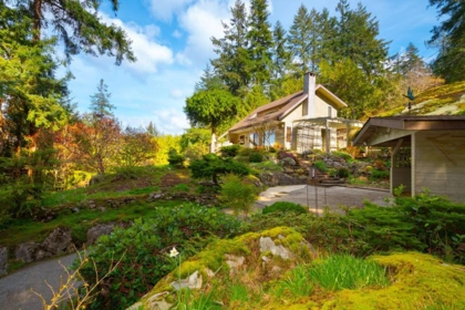 839 Captain's Way, Bowen Island, BC, Bowen Island — Single Family Residence for sale