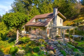 839 Captain's Way, Bowen Island, BC