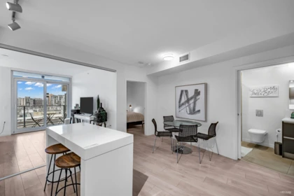 1021 180 E 2nd Avenue, Vancouver, BC, Vancouver — Apartment/Condo for sale