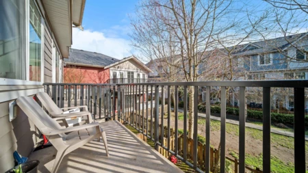 Office / Den Photo of 40 15399 Guildford Drive, Surrey, BC