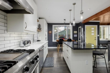 Breakfast Nook Photo of 5935 Prince Albert Street, Vancouver, BC