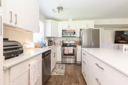 Garage Interior Photo of 15991 80 Avenue, Surrey, BC