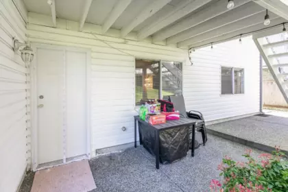 Garden / Landscaping Photo of 15991 80 Avenue, Surrey, BC